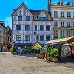 Matisse Elegant F2 Proche Vieux-marche Apartament