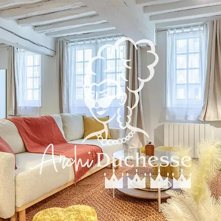 Apartment Matisse Elegant F2 Proche Vieux-marche *