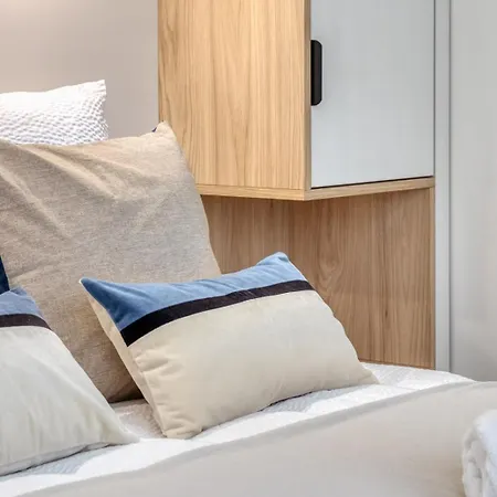Matisse Elegant F2 Proche Vieux-marche * روان