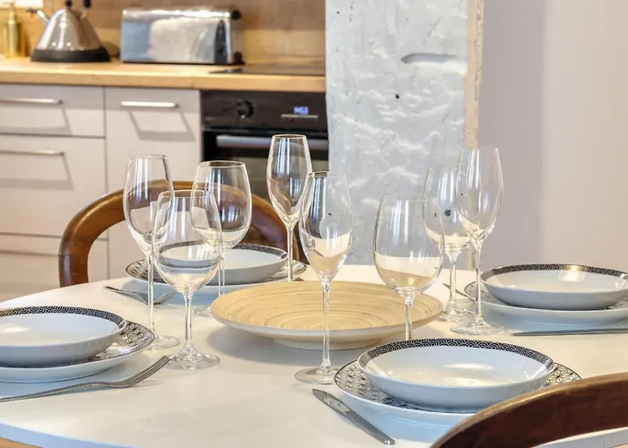 Matisse Elegant F2 Proche Vieux-marche Apartment