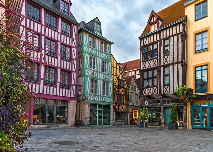 Matisse Elegant F2 Proche Vieux-marche Apartment